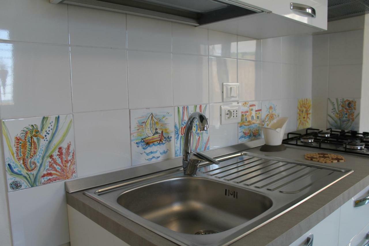 アルカモ・マリーナAcquamarina House On The Beachアパートメント エクステリア 写真