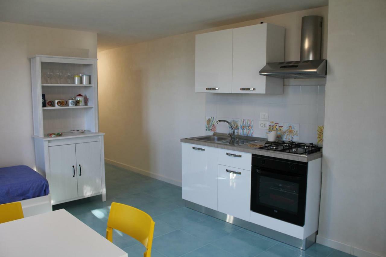 アルカモ・マリーナAcquamarina House On The Beachアパートメント エクステリア 写真